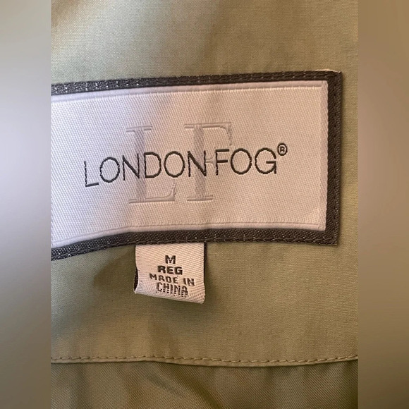 London Fog Light Green Women’s Trench Coat Detachable Hood Medium Raincoat Long - Picture 8 of 12
